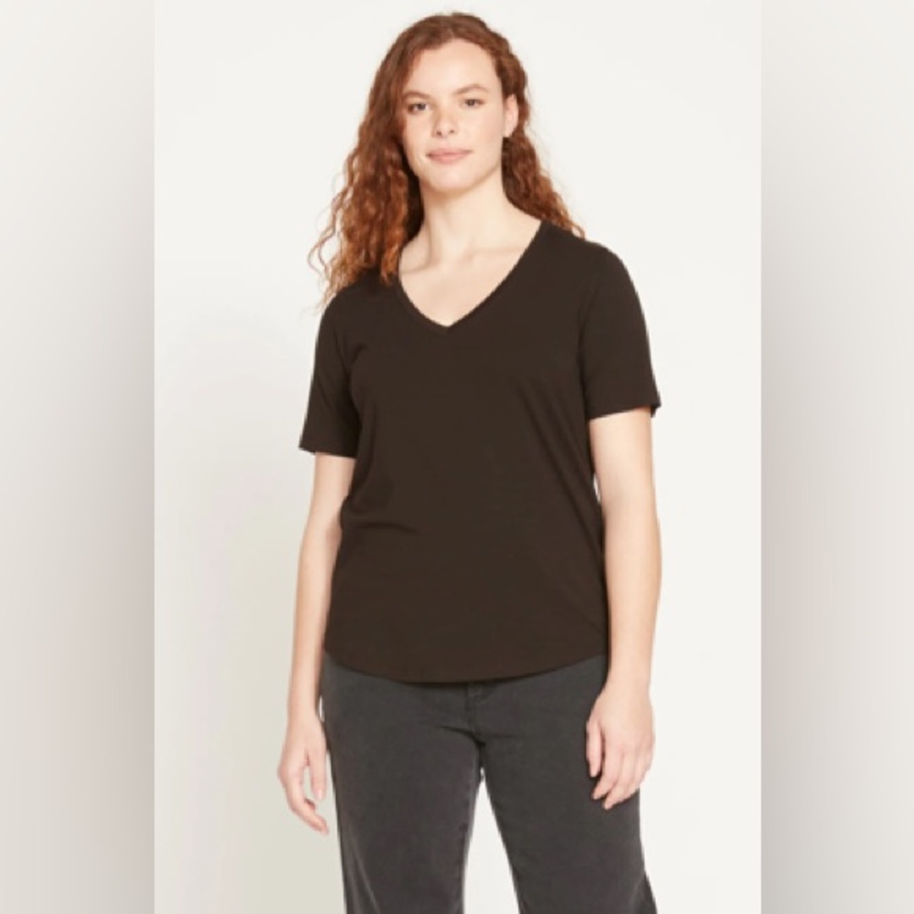 Universal Standard - V Rex Short Sleeve V-Neck Tee - Black - Medium (18-20)